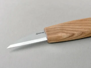 Нож с прямым лезвием для древесины
