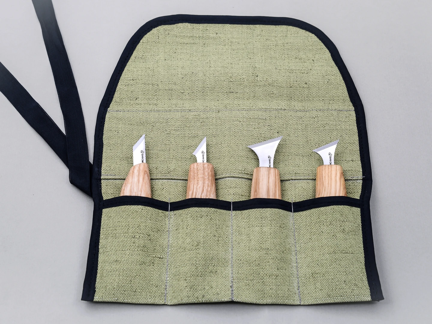 Набір косяк топірець прапорець по дереву