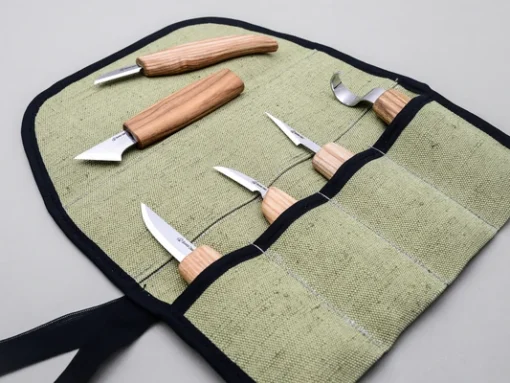 Набори інструментів для різьби по дереву