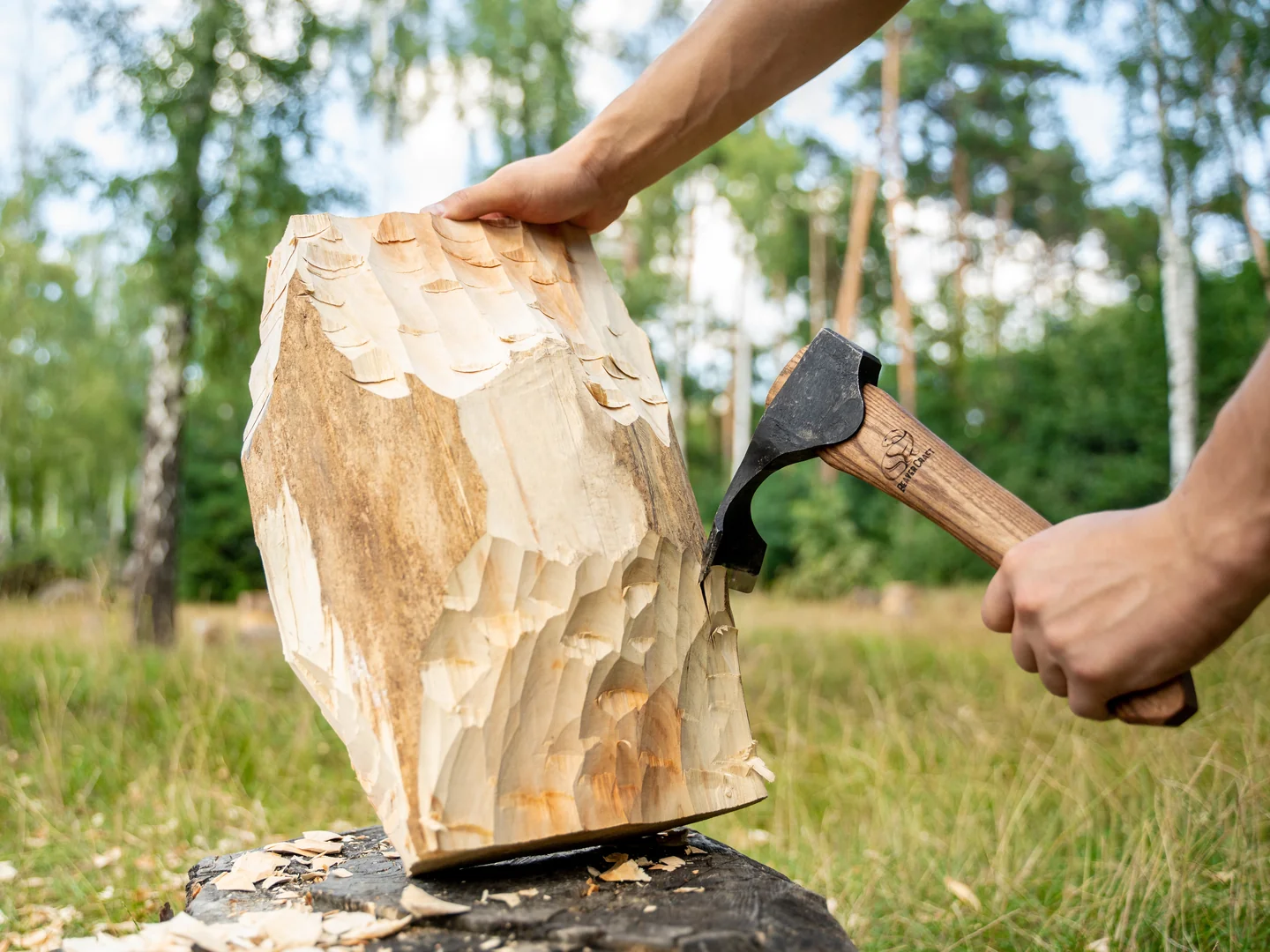 Тесло теслярське радіусне по дереву
