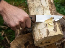 Як нарізати стружку для розпалювання багаття