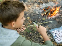 Ніж похідний різати гілки