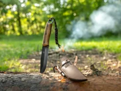 Ніж для дров для багаття