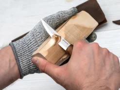 Ніж набором для обробки деревини і вирізання