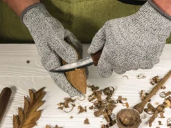 Великий ніж для вирізання горіх твердих порід