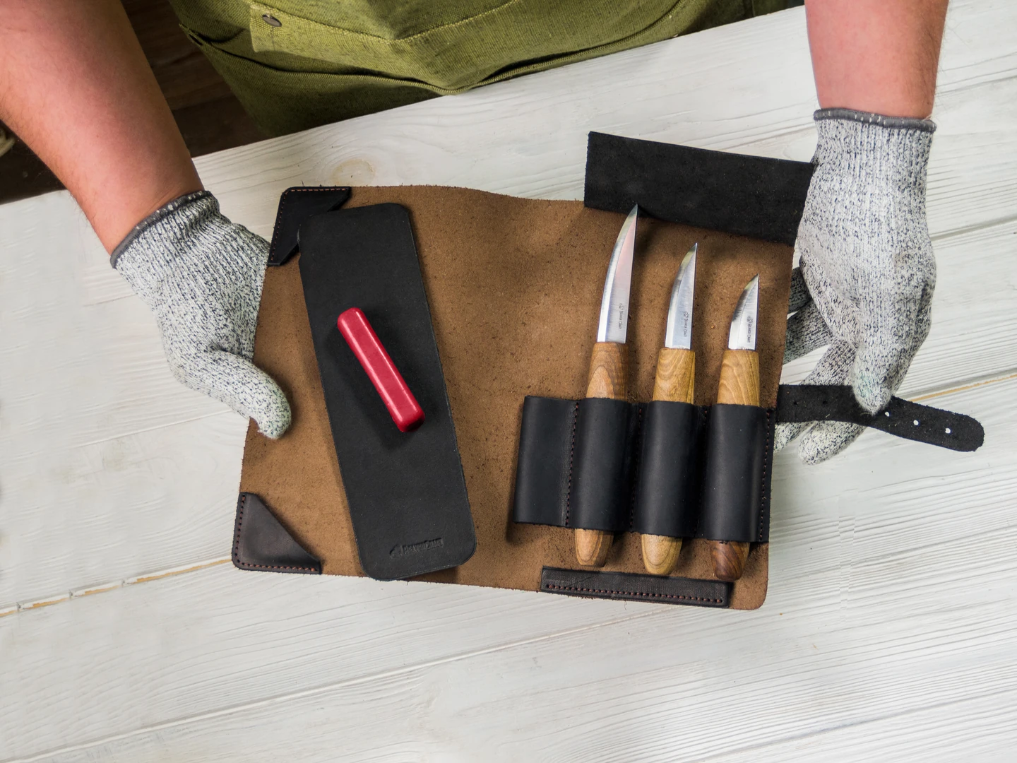 Універсальні ножі для вирізання по дереву в подарунок