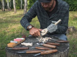 Вирізати ложку які треба інструменти ножі ложкорізи