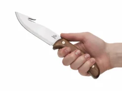 Ніж мисливський з зручною ручкою