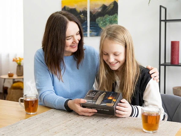 Навчити дитину різьбленню по дереву