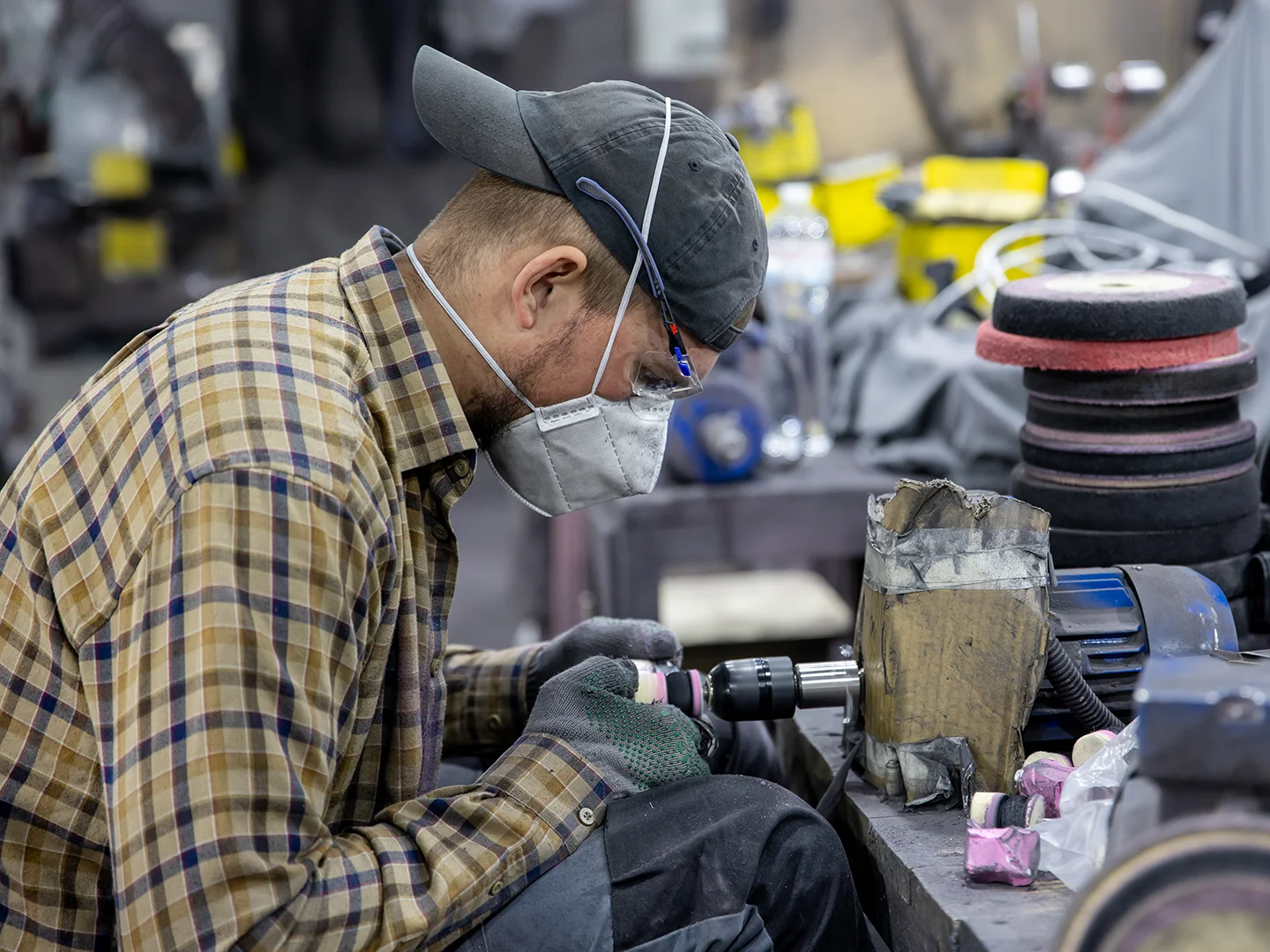 Виробництво інструментів в Україні